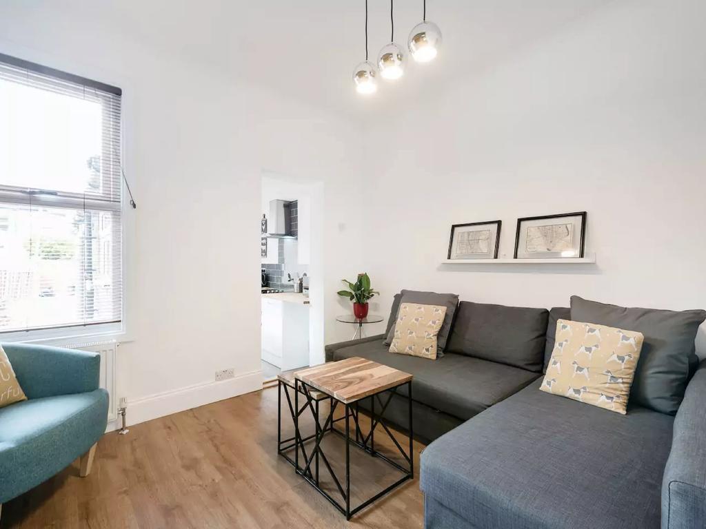 Cambridge House - Modern 2 Bedroom House, Close To Luton Airport & Town Centre Dış mekan fotoğraf