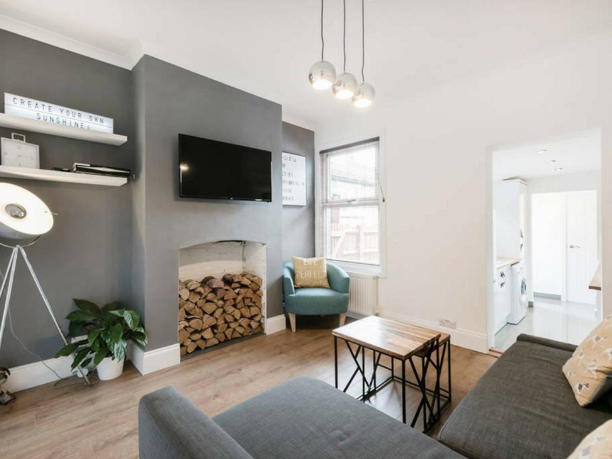 Cambridge House - Modern 2 Bedroom House, Close To Luton Airport & Town Centre Dış mekan fotoğraf